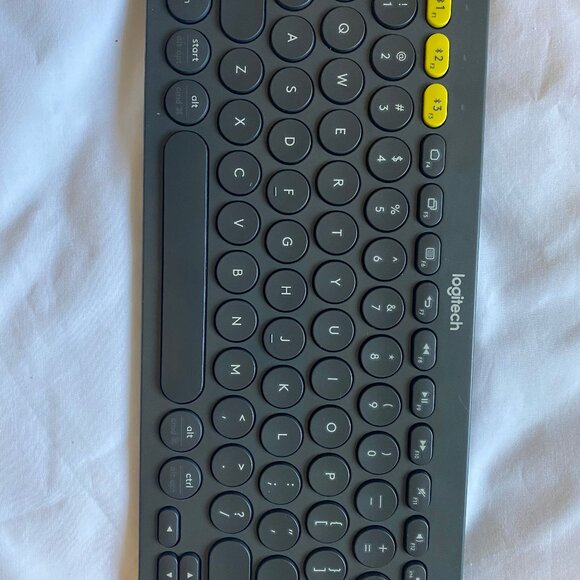 Logitech K380 Multi-Device Bluetooth Keyboard Black V Good Condition, Works 100% - Picture 5 of 8
